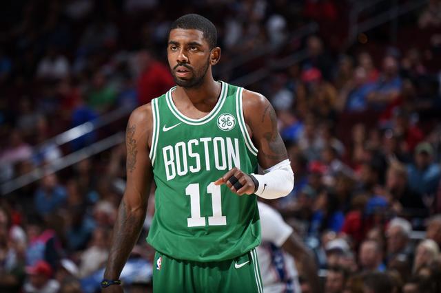 半场战报：莱切2-0都灵，班达建功，拉萨纳-库利巴利破门（半场速递：莱切2-0领先都灵，班达与拉萨纳-库利巴利各入一球）