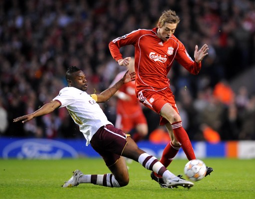 CBA杯战报：阿诺斯克22分，香港金牛104-79大胜四川（CBA杯速递：阿诺斯克砍下22分，香港金牛104比79轻取四川）