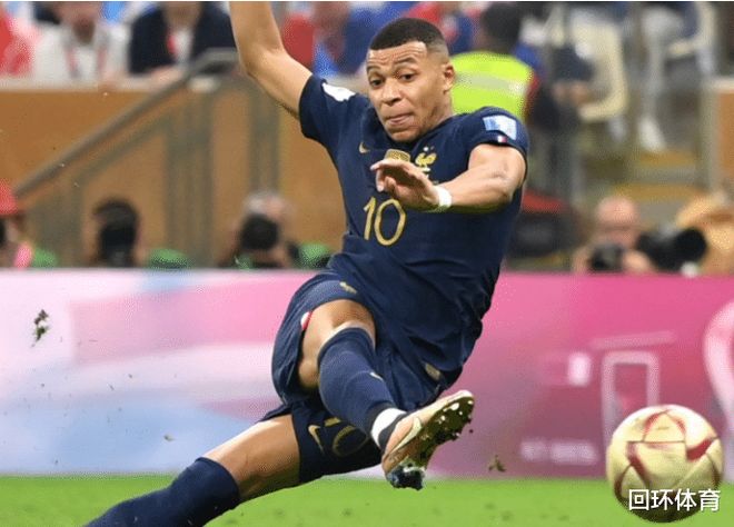 神户后卫：年初我曾在横滨战胜申花，不过那场比赛并不轻松（神户后卫：年初在横滨力克申花，这场胜利并非轻松所得）